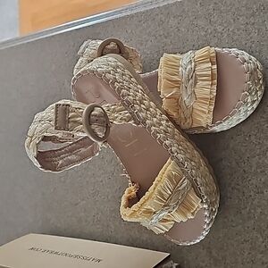 Beach by Mattise platform sandal